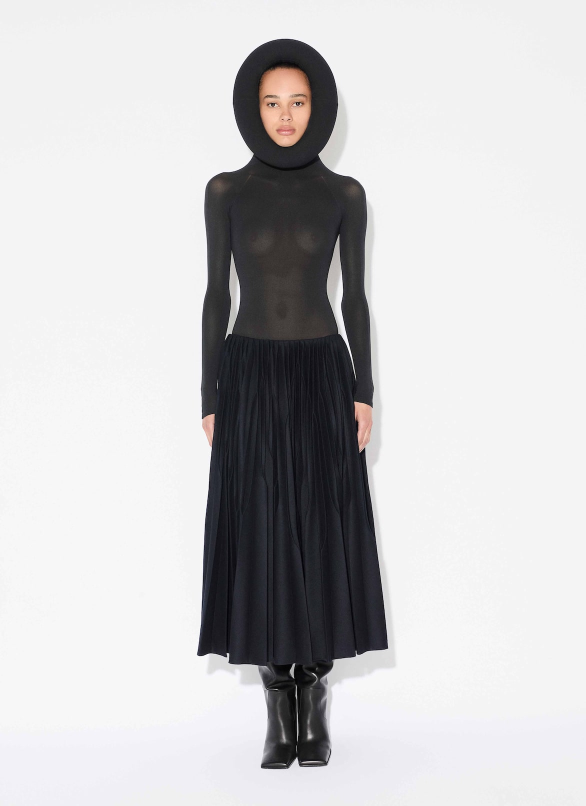 SCULPTURAL HOOD BODYSUIT IN SECOND-SKIN KNIT ALAÏA BLACK SCULPTURAL HOOD BODYSUIT IN SECOND-SKIN KNIT
